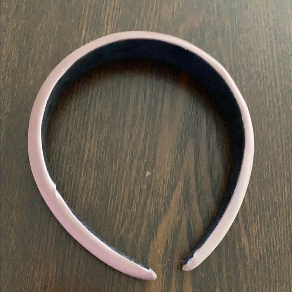 Simple cushion headband